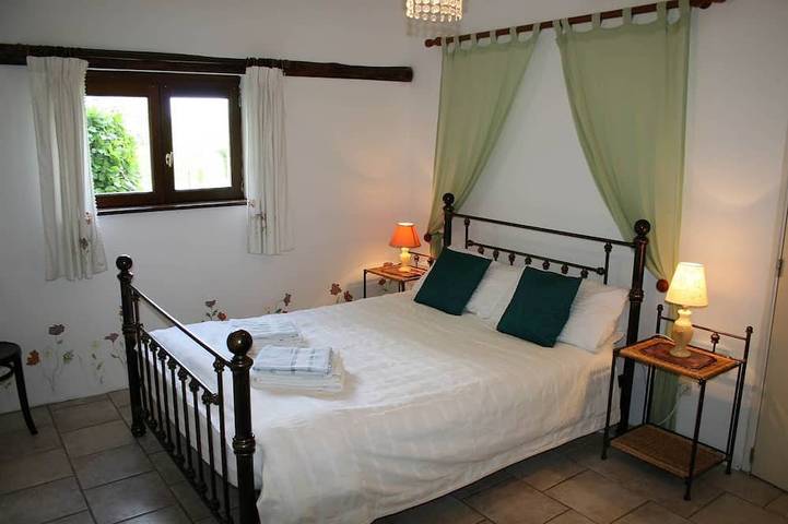 Location de vacances pour 12 personnes, avec sauna à Saint-Privat-des-Prés - 4