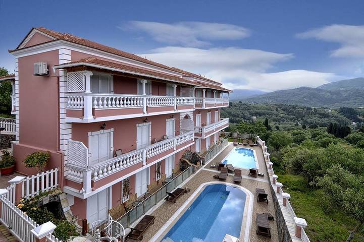 Ferienhaus für 8 Personen, mit Balkon und Garten sowie Pool - 1