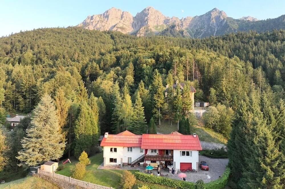 Alpendom Relax – Casa vacanze con giardino e vista sulle Orobie in Oltre il Colle, Provincia di Bergamo