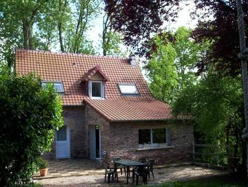 Gîte pour 4 personnes, avec terrasse et jardin à Martin-Église