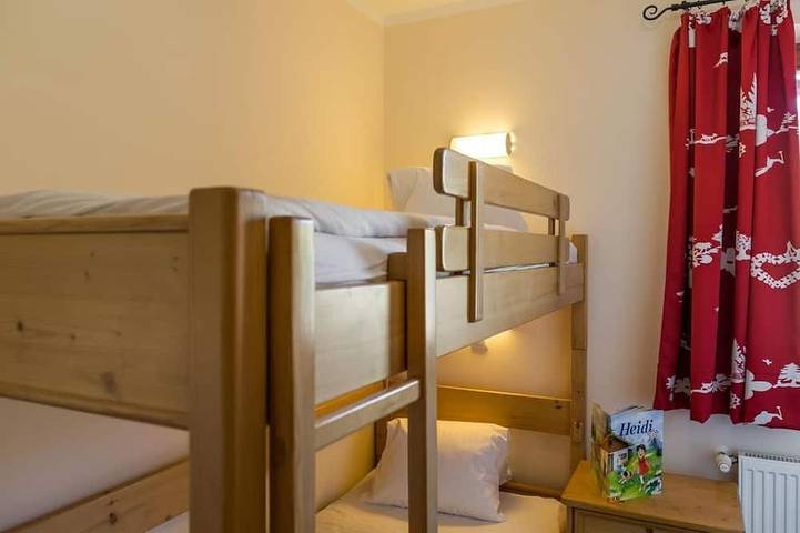Familienzimmer Typ \"Schnucki\" - Heidi Hotel am Falkert in Reichenau (Österreich), Nockberge