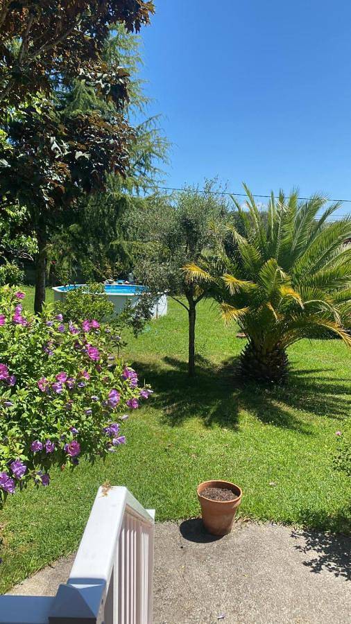 Location de vacances pour 5 personnes, avec terrasse ainsi que jardin et piscine à Sada - 2