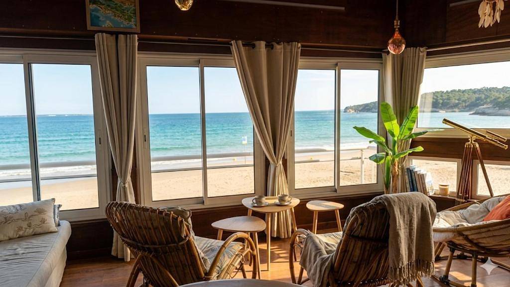 Appartement entier, Beach apartment - Ocean sunset full view in Meschers-sur-Gironde, Région de Rochefort