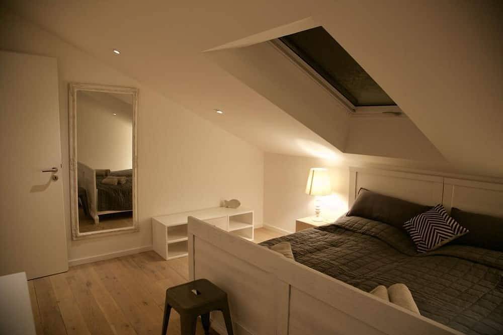 Ganze Wohnung, Ferienwohnung Dachgeschoss und Panoramaetage, ca. 180qm, 3 Schlafzimmer, max. 9 Personen in Alpirsbach, Kinzigtal