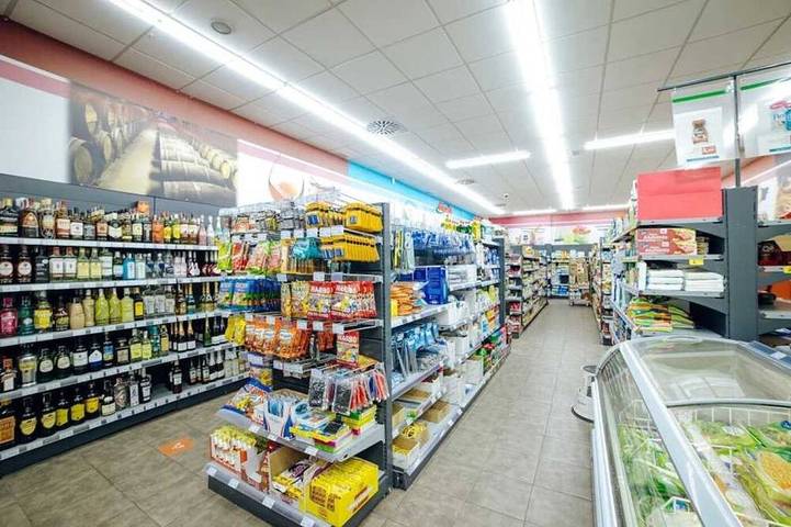 ZEcamping 5* familial espace aquatique locatif TV Lv clim 32m2 5 pers in Crevillent, Alicante Provinz