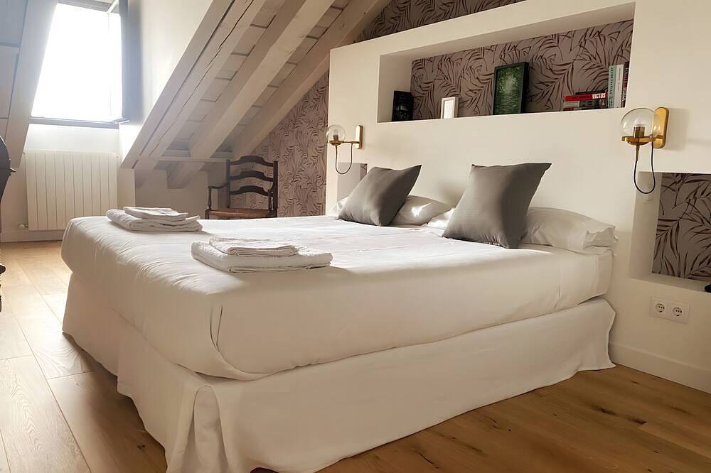 Holiday Home 'Río Tío Cocinas' with Mountain Views, Balcony and Wi-Fi in Real Sitio de San Ildefonso, Segovia Province