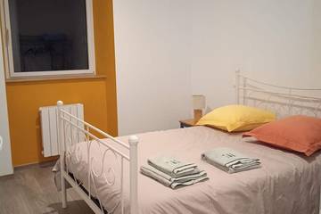 Gîte pour 4 Personnes dans Montaigu (Jura), Jura, Photo 1