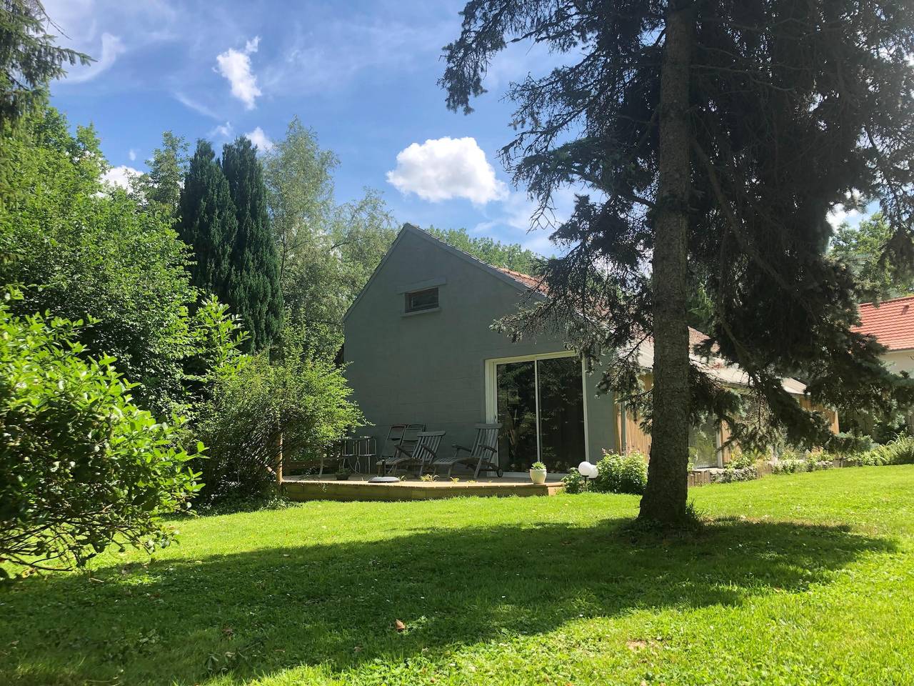 Vakantiehuis in mooie tuin met molen en vijver in Vitz-sur-Authie, Abbeville en omgeving