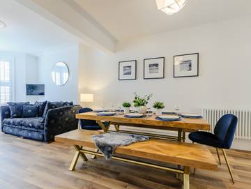 Holiday Rental for 8 People in Margate, Kent, Photo 3
