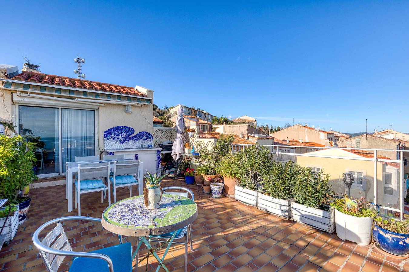 Chambre d’hôtes - Belle Vue Le quartier haut - Vue sur mer et Wi-Fi in Sète, Côte d'Améthyste