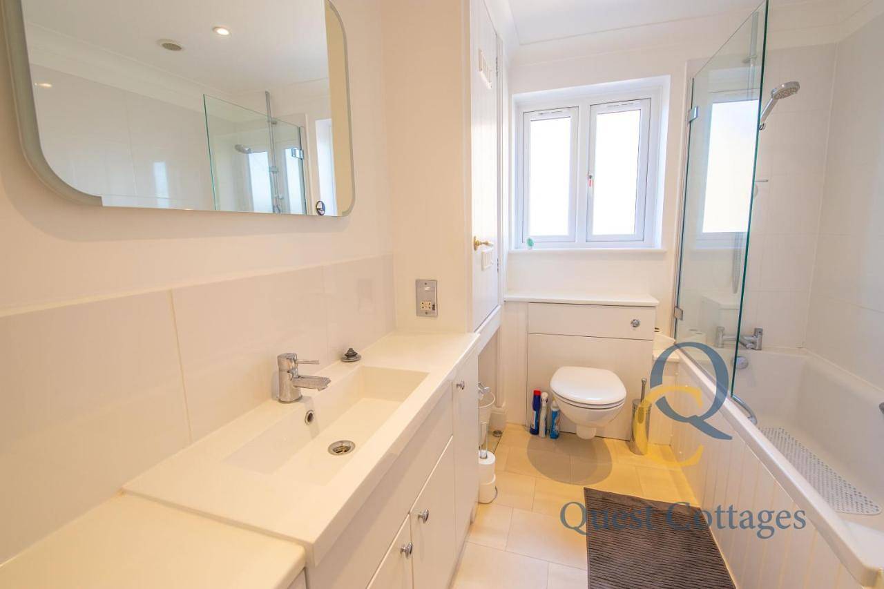 Two-Bedroom House in Tenterden, Ashford region