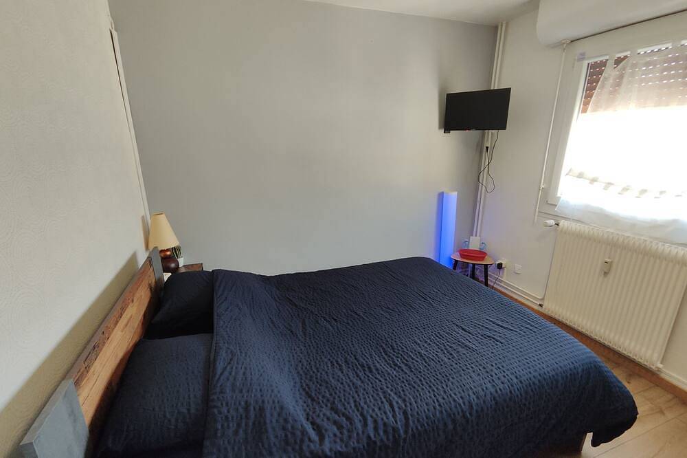 Entire apartment, Belfort accommodation close to the station and all amenities in Belfort, Territoire-de-Belfort