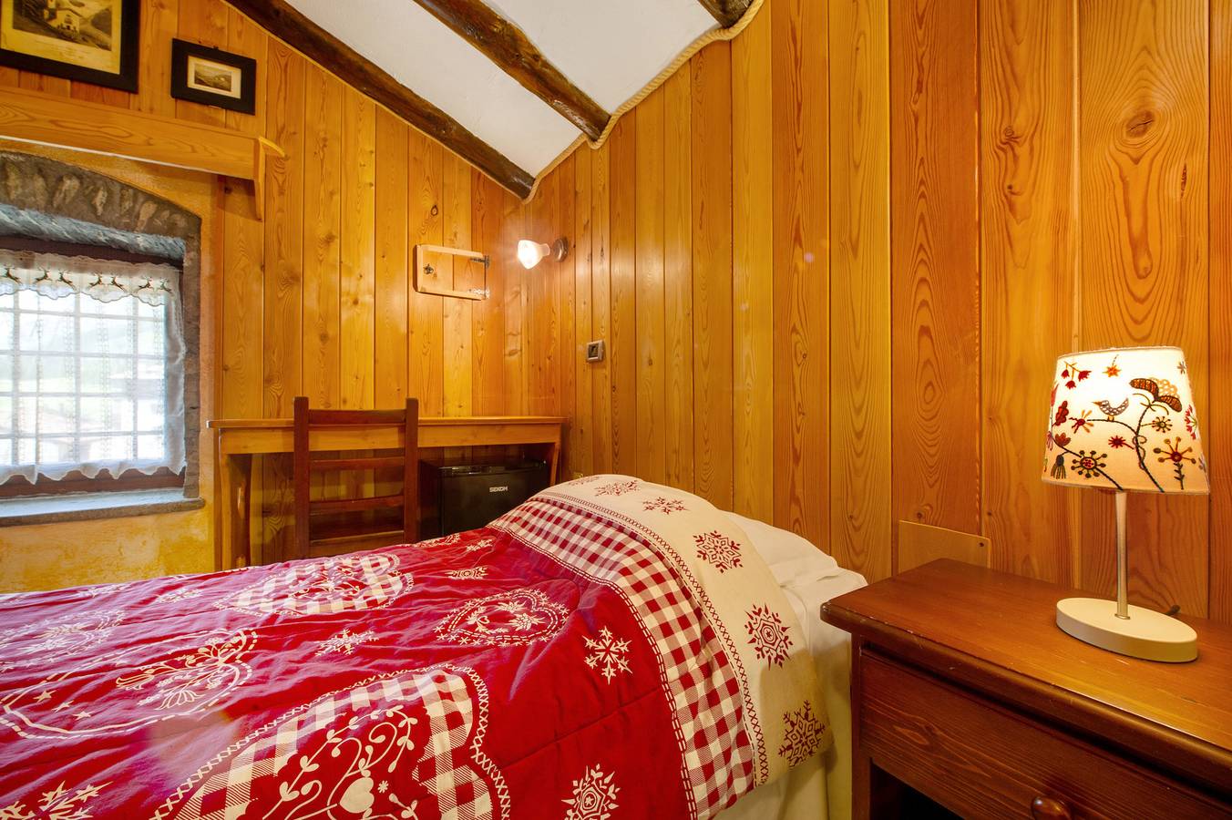 Kamer '5' met uitzicht op de bergen, gedeeld terras en Wifi in Chanavey, Rhêmes-Notre-Dame