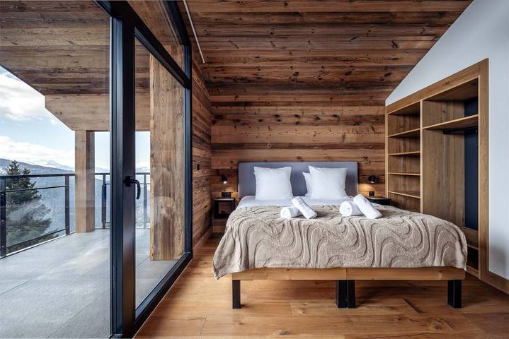 Gîte pour 14 personnes, avec balcon à Montvalezan - 4