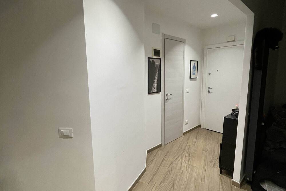 Entire apartment, Genoa Pegli, apt. near waterfront, terrace, balcony in Ponente (Genova), Genoa