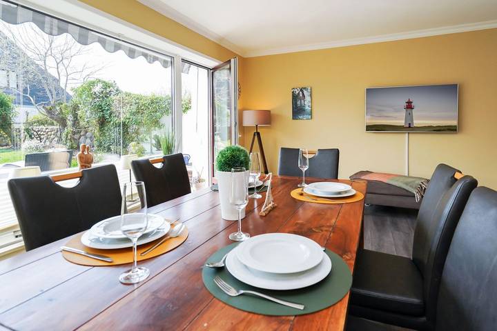 Ganze Wohnung, 3-Zimmer App. für 4 Pers. mit Terrasse, Pkw-Stellplatz, Wlan, Haustiere erlaubt. in Nordfriesische Inseln (Schleswig-Holstein) (Schleswig-Holstein), Sylt (Gemeinde)