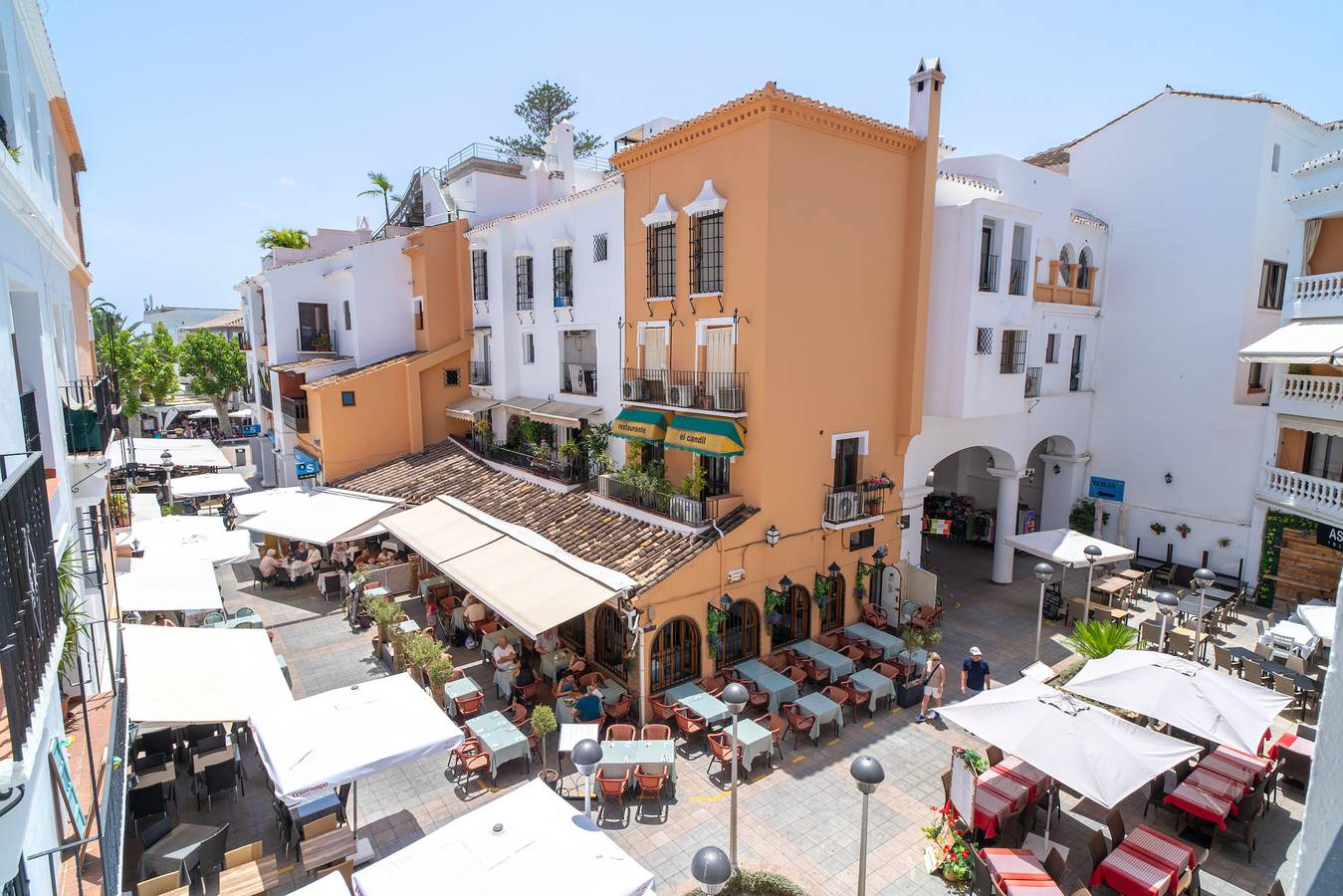 Entire apartment, Balcon de Europa Living by Casasol in Nerja Centre, Nerja