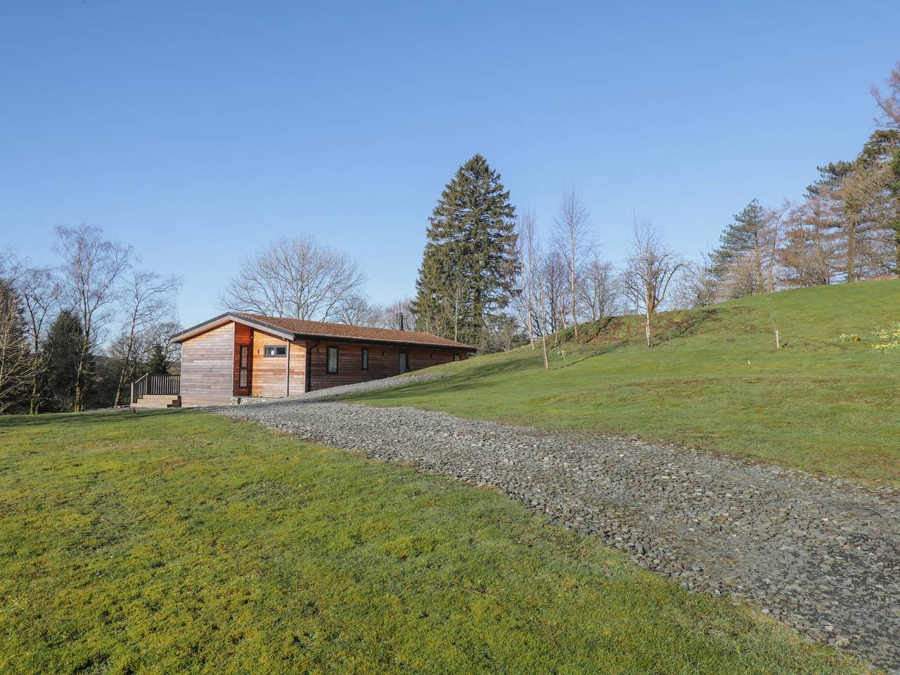 Tarn Lodge in Bowness-on-Windermere, Lake District
