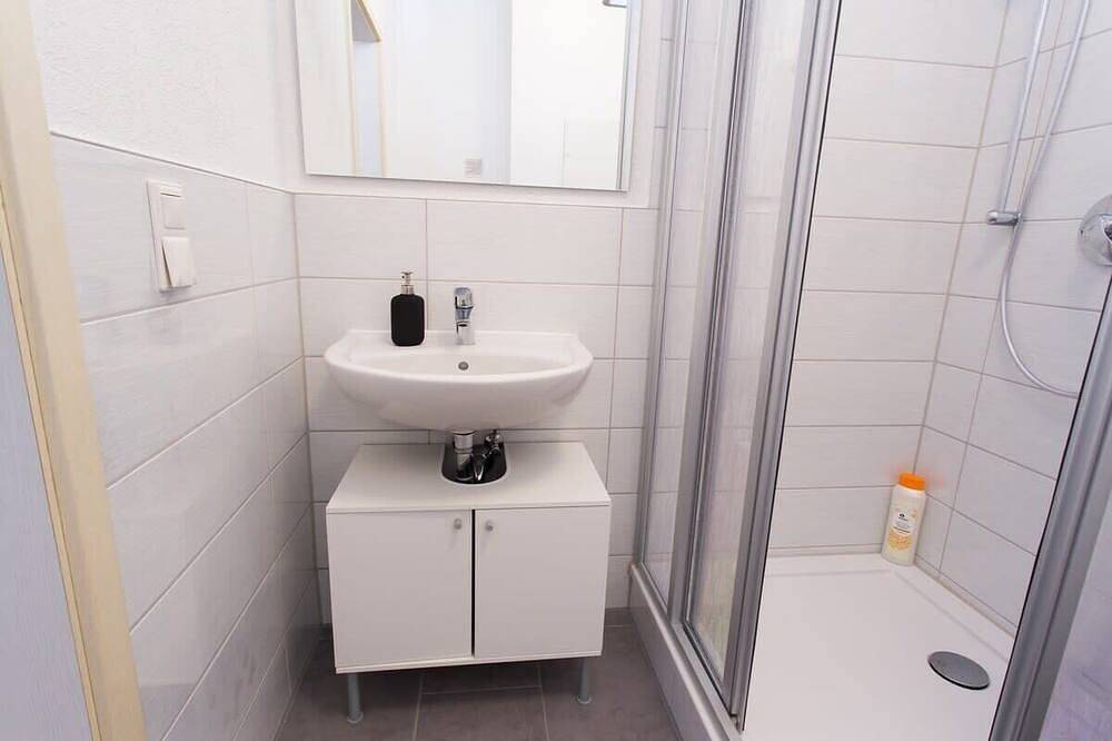 Ganze Wohnung, Fullhouse | Halle | T28 Wolf Apt. in Halle, Saale-Unstrut