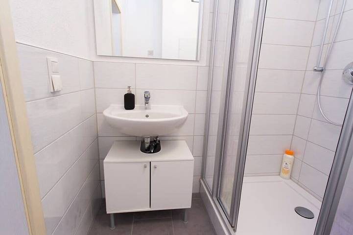 Ganze Wohnung, Fullhouse | Halle | T28 Wolf Apt. in Halle, Saale-Unstrut