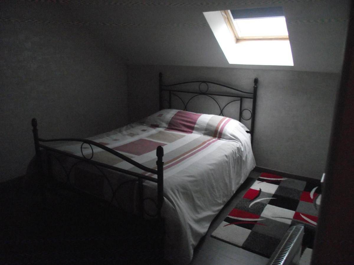 Appartement entier, Two-Bedroom Apartment in Nouzonville, Parc naturel régional des Ardennes