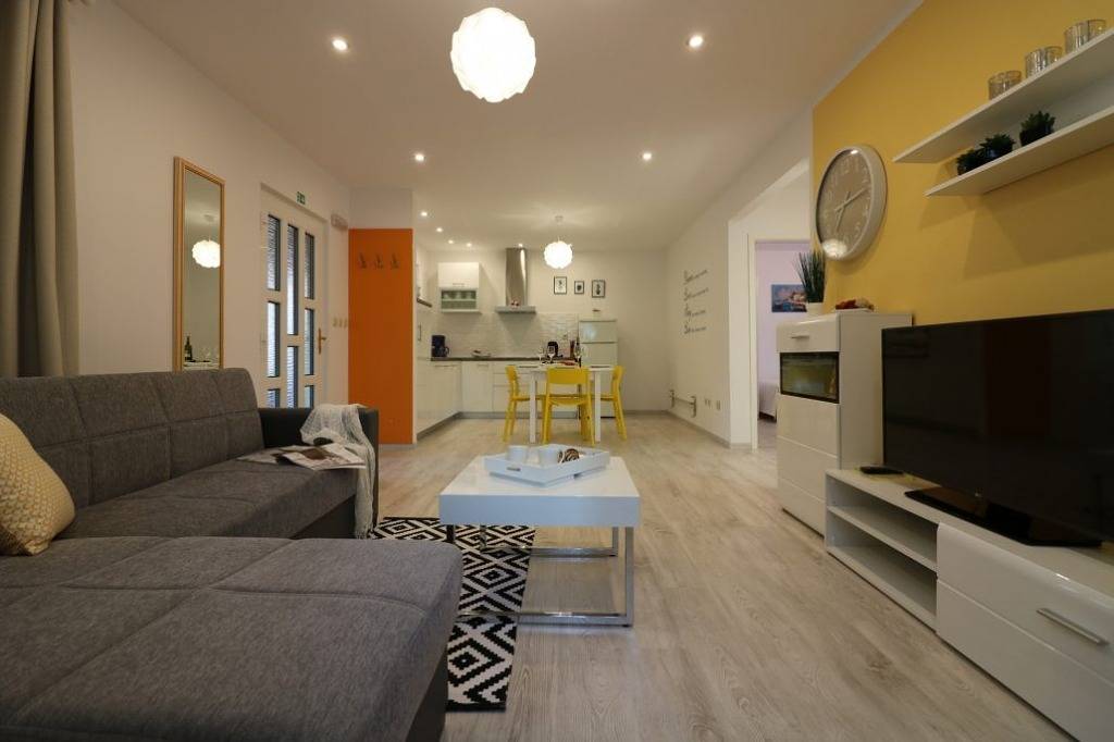 Ferienhaus in Poreč mit Terrasse, Klimaanlage, W-Lan, Spülmaschine (4400-3) in Grad Poreč, Porec und Umgebung