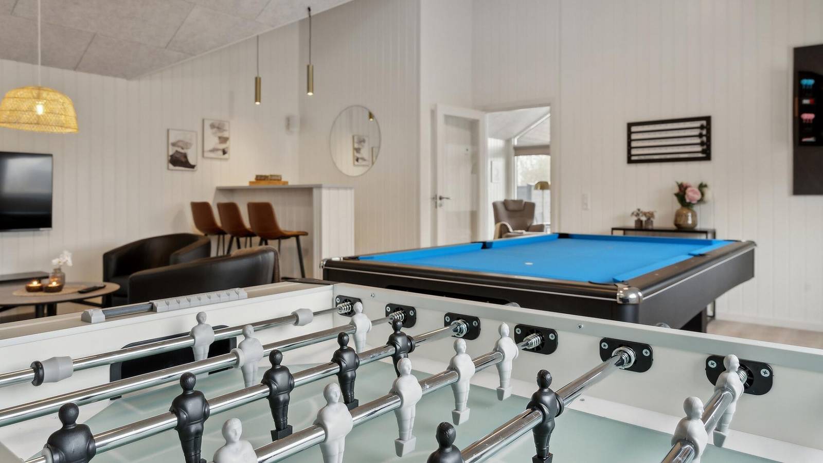 664 – 16-Personen Ferienhaus in Mommark mit Pool & Whirlpool in Sydals, Mommark