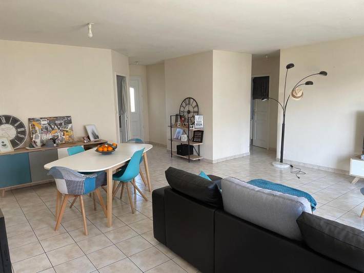 Location de vacances pour 4 personnes, avec vue ainsi que terrasse et jardin, animaux acceptés à Les Landes-Genusson - 3