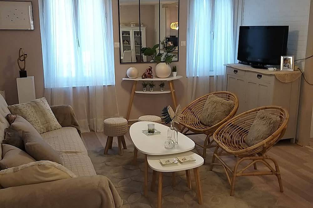 Appartement entier, Charmant appartement avec parking à proximité gratuit. Wifi in Agen, Quercy