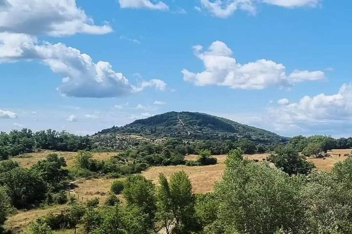 Camping pour 4 personnes à Lagorce