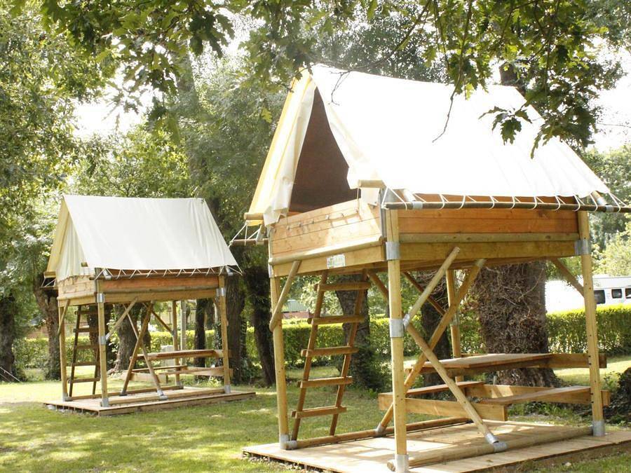 Flower Camping du Port Caroline - Safarizelt 2 personen - Standard-Biwakzelt 1 Zimmer (ohne Sanitäranlagen / ohne Küche / ohne Parkplatz) in Loire-Authion, Angers und Umgebung