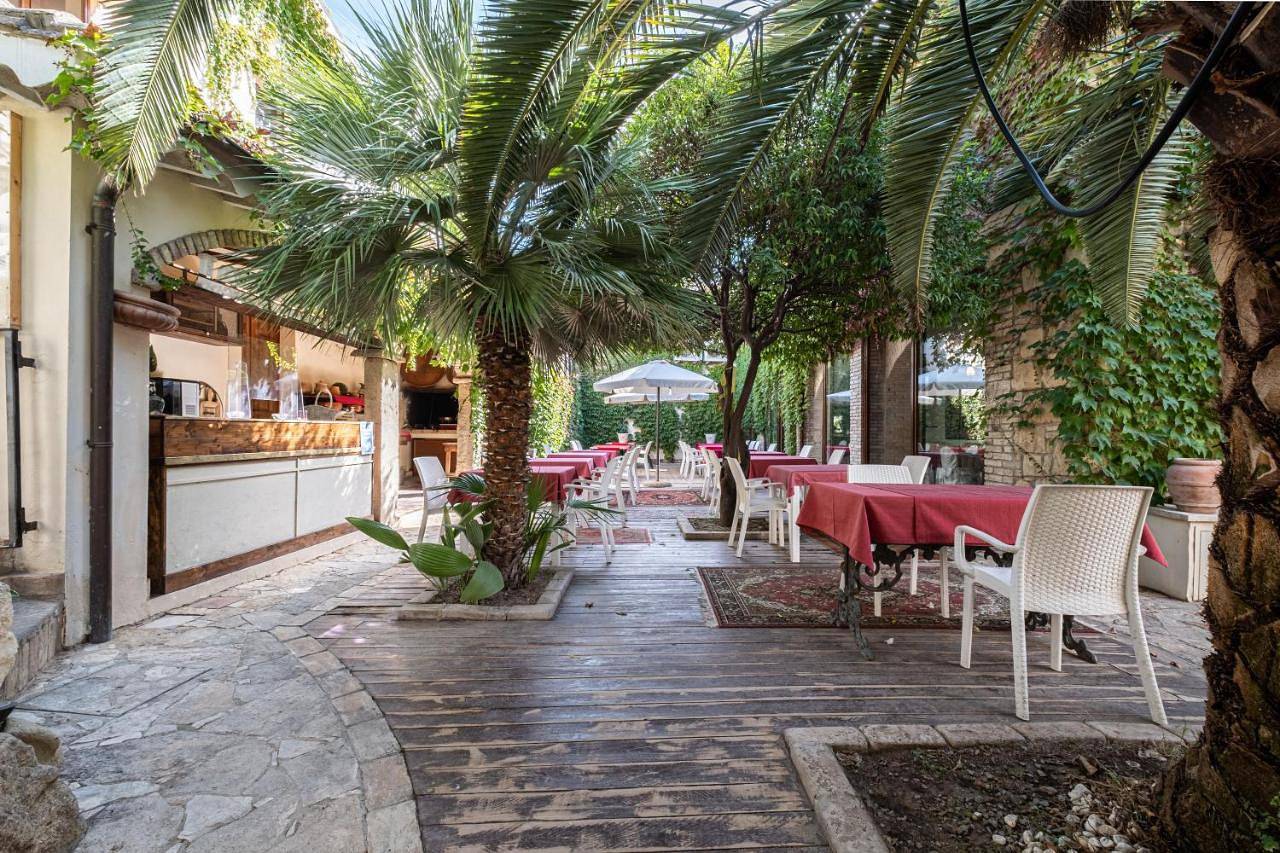 Residenza Corte Cristina & Suites in Quartucciu, Campidano