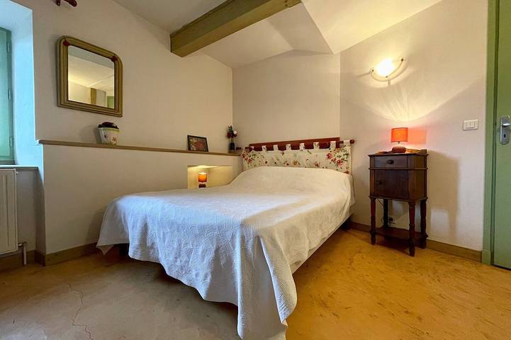 Gîte pour 4 personnes, animaux acceptés à Lavaudieu - 2