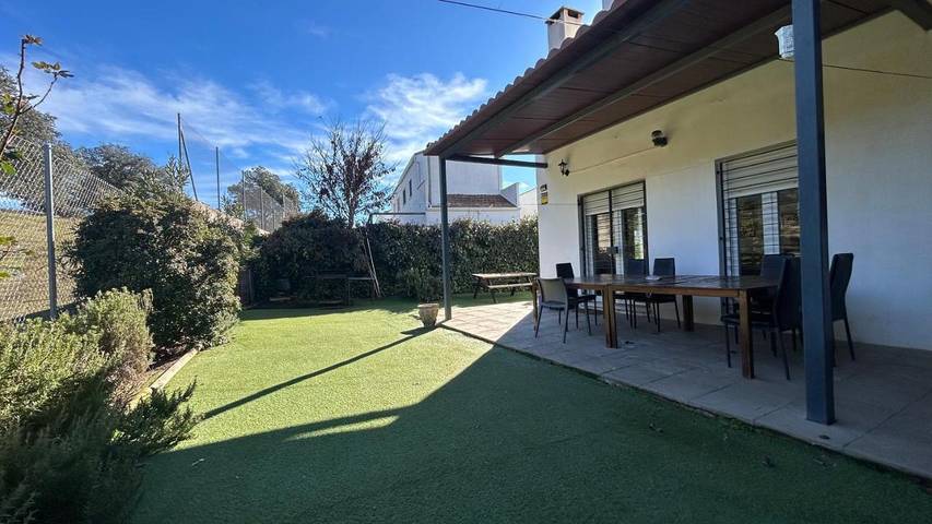 Casa rural para 9 personas, con jardín y vistas, Se admiten mascotas en Sierra Norte de Sevilla - 4
