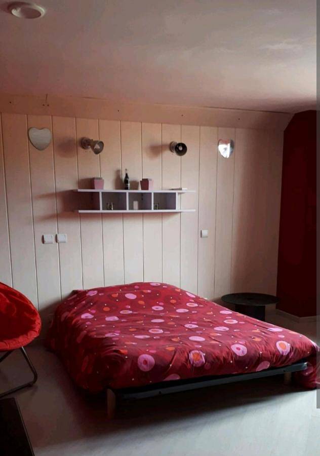 Gîte pour 2 personnes, avec Terrasse et Vue à Chichery
