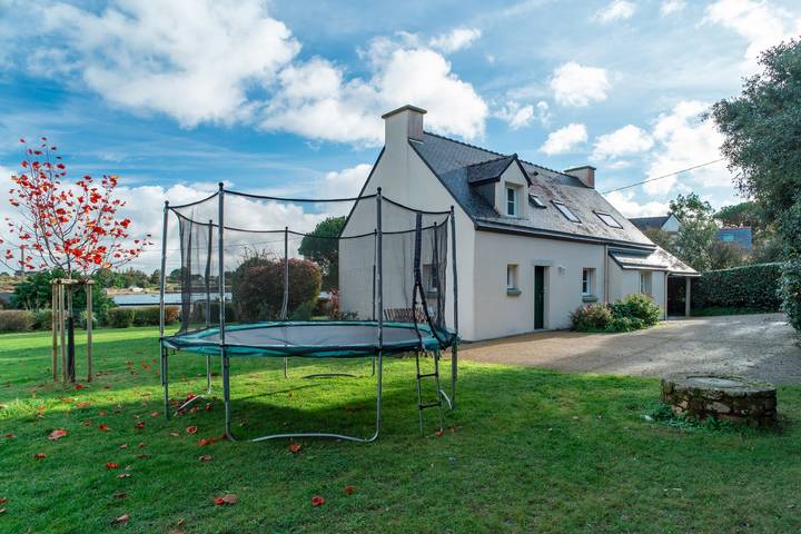 Location de vacances pour 8 personnes, avec jardin et vue sur le lac à Saint-Philibert - 3