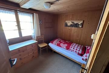 Hütte für 4 Personen in Gstaad, Saanen, Bild 3