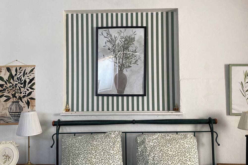 Quinta da Maínha. 4 bedrooms, 3 bathrooms, lgardens and 2 pools. Pets allowed ! in Braga, Braga Distrikt