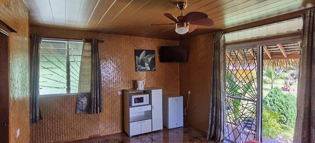 Gîte pour 2 personnes, avec vue et jardin dans Huahine - 4