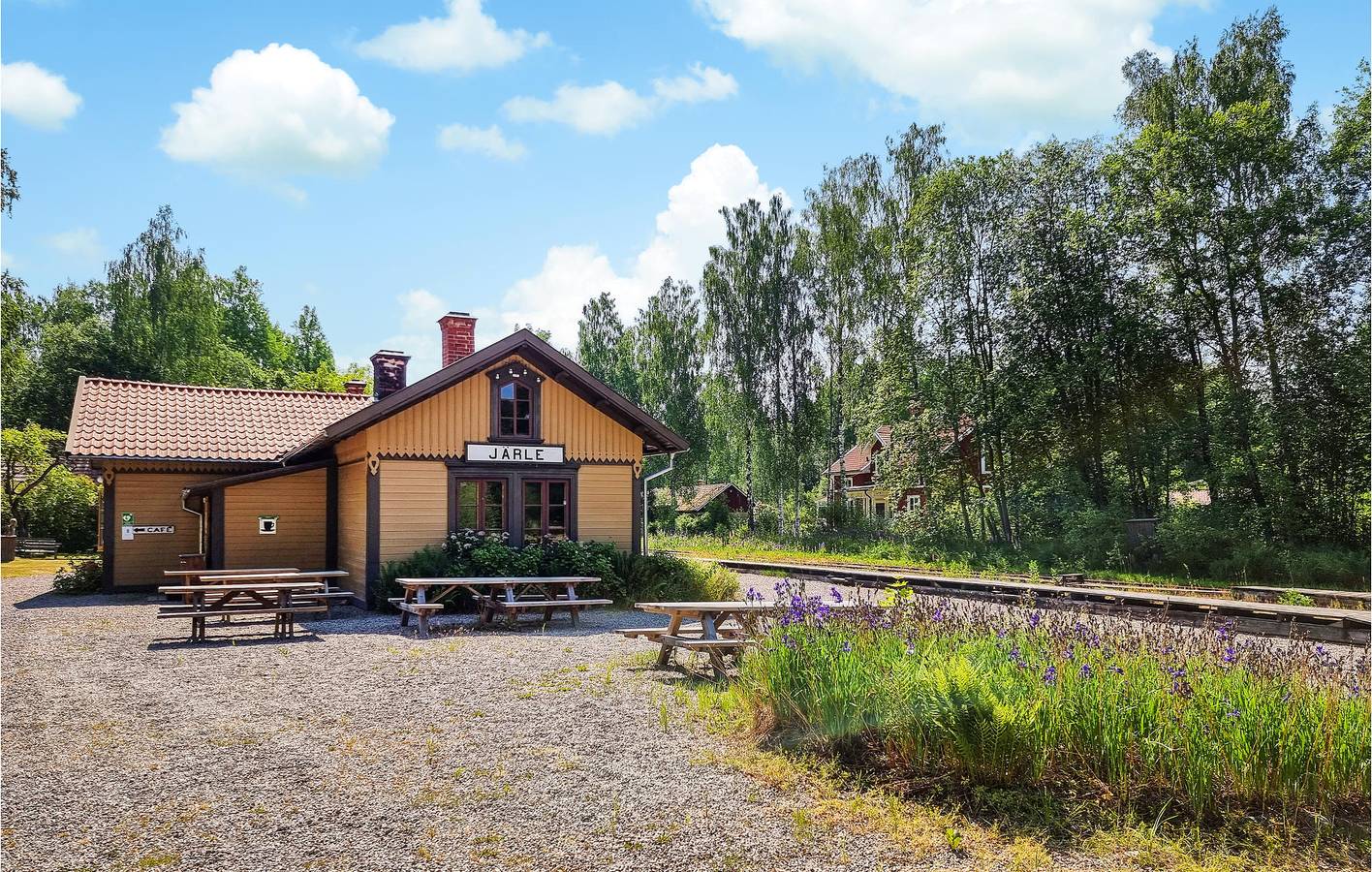 Ganze Ferienwohnung, Ferienwohnung für 6 Personen mit Terrasse in Örebro kommun, Örebro und Umgebung