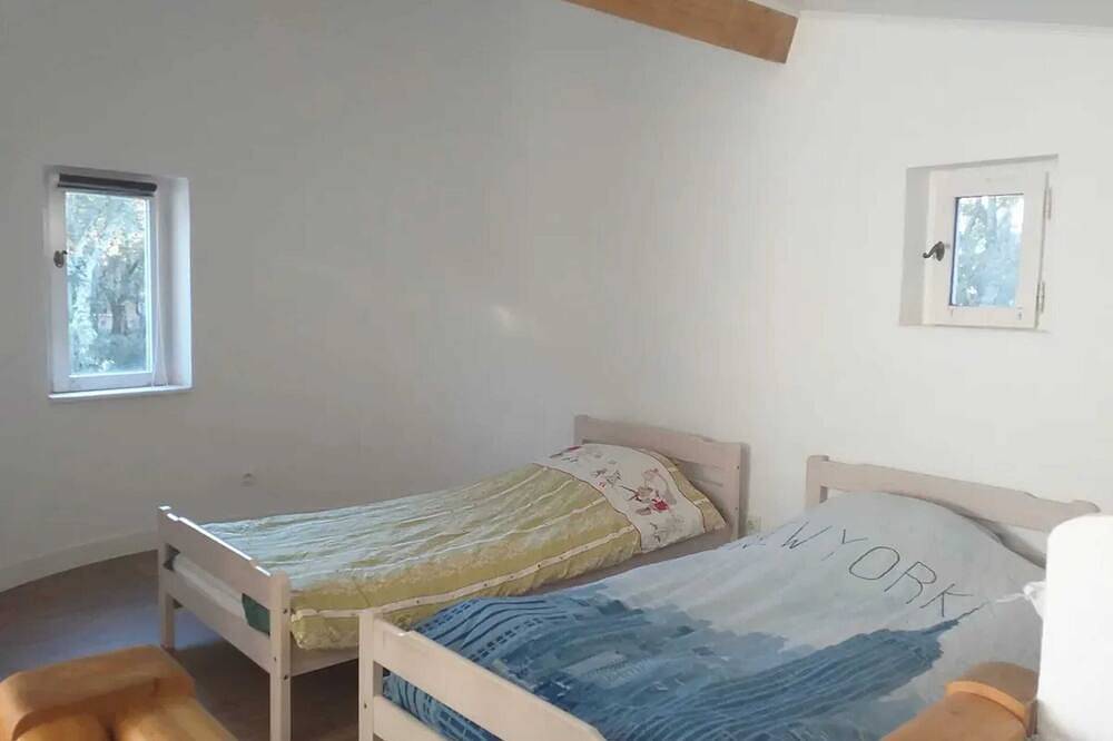 Homerez - Charmant huis + Zwembad in Saint-Siffret, Nimes en omgeving