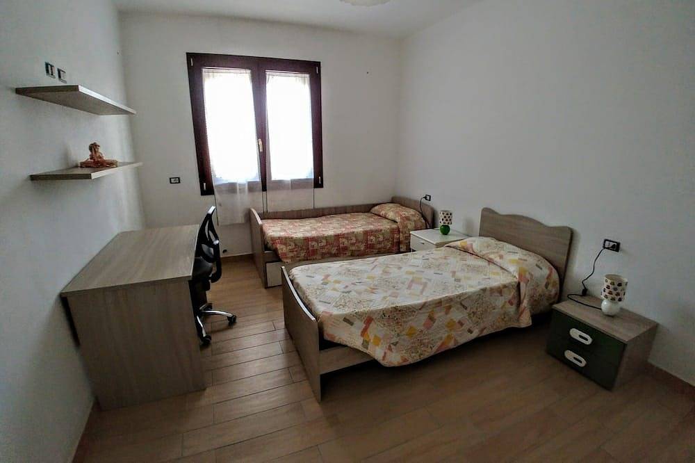 Ferienhaus mit Garten in der Nähe von Budoni Strand! in Budoni, Olbia-Tempio