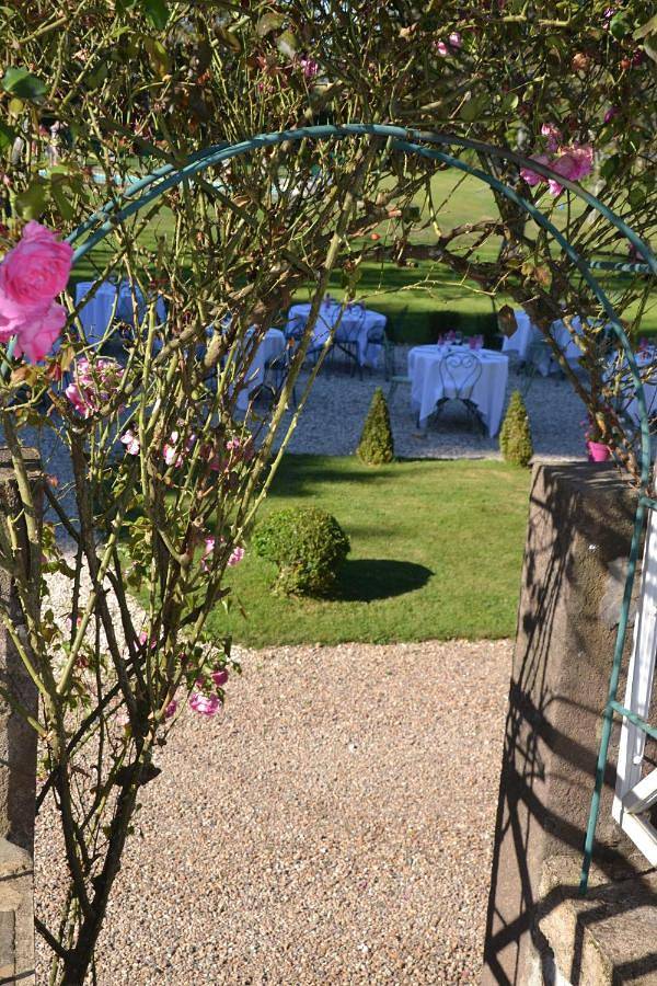 Hôtel pour 4 personnes, avec jardin ainsi que piscine et vue, animaux acceptés à Saint-Fargeau - 2