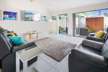 Glamping for 4 Guests in Sunshine Coast, Picture 1