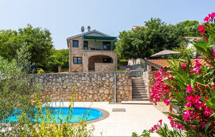 Villa für 5 Personen, mit Garten und Terrasse auf Krk