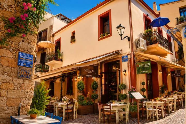 Maison d’hôte pour 2 personnes, avec Terrasse à La Canée