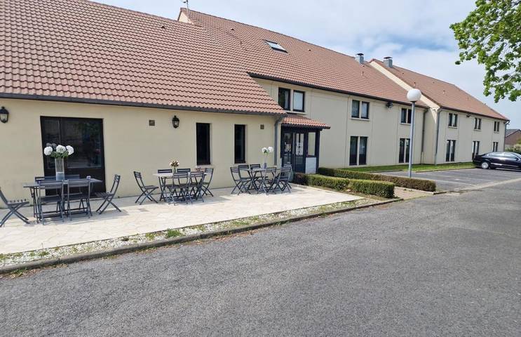 Hôtel pour 3 personnes, avec jardin à Creil - 4