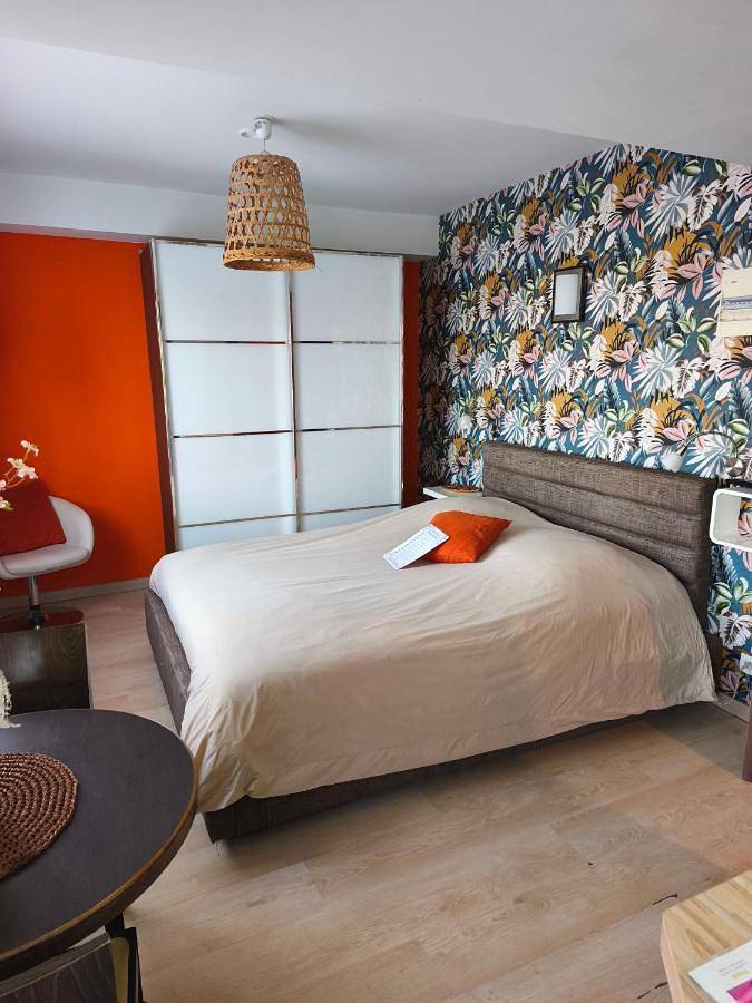 Apartmenthotel für 2 Personen, mit Ausblick und Terrasse - 1