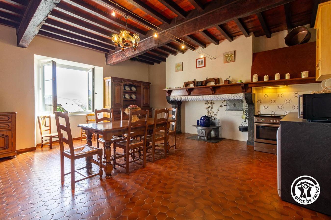 Gîte voor 8 personen met tuin in Omex, Hautes-Pyreneeën