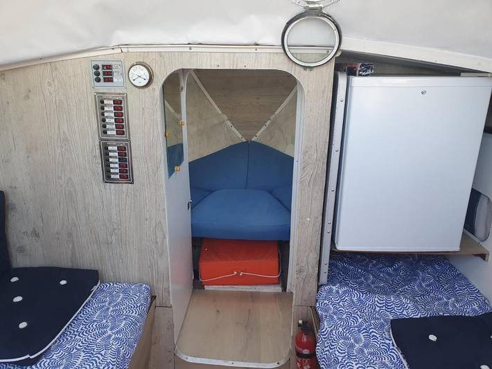 Bateau pour 4 personnes, avec terrasse et vue en Charente-Maritime